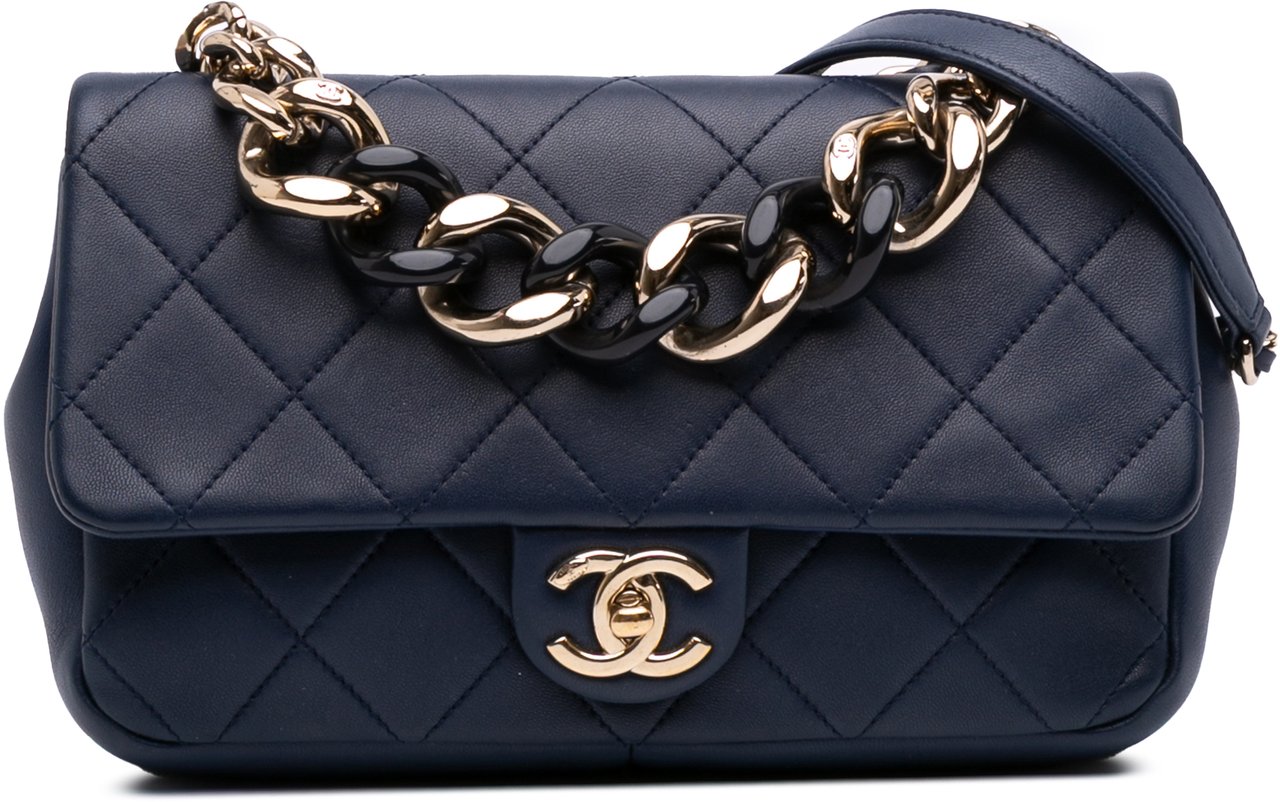 Chanel Small Lambskin Elegant Chain Single Flap Blauw