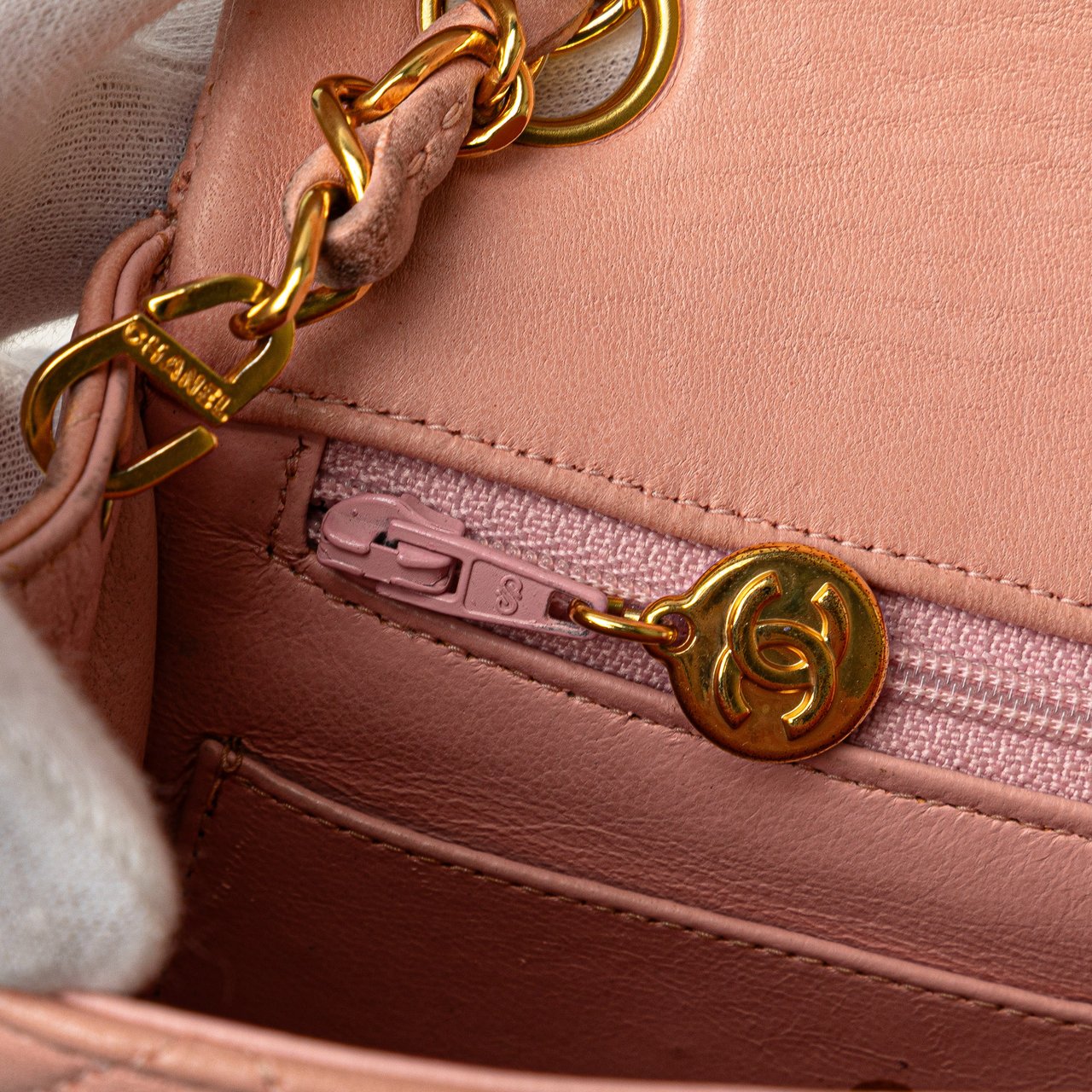 Chanel Mini Square Classic Lambskin Single Flap Roze