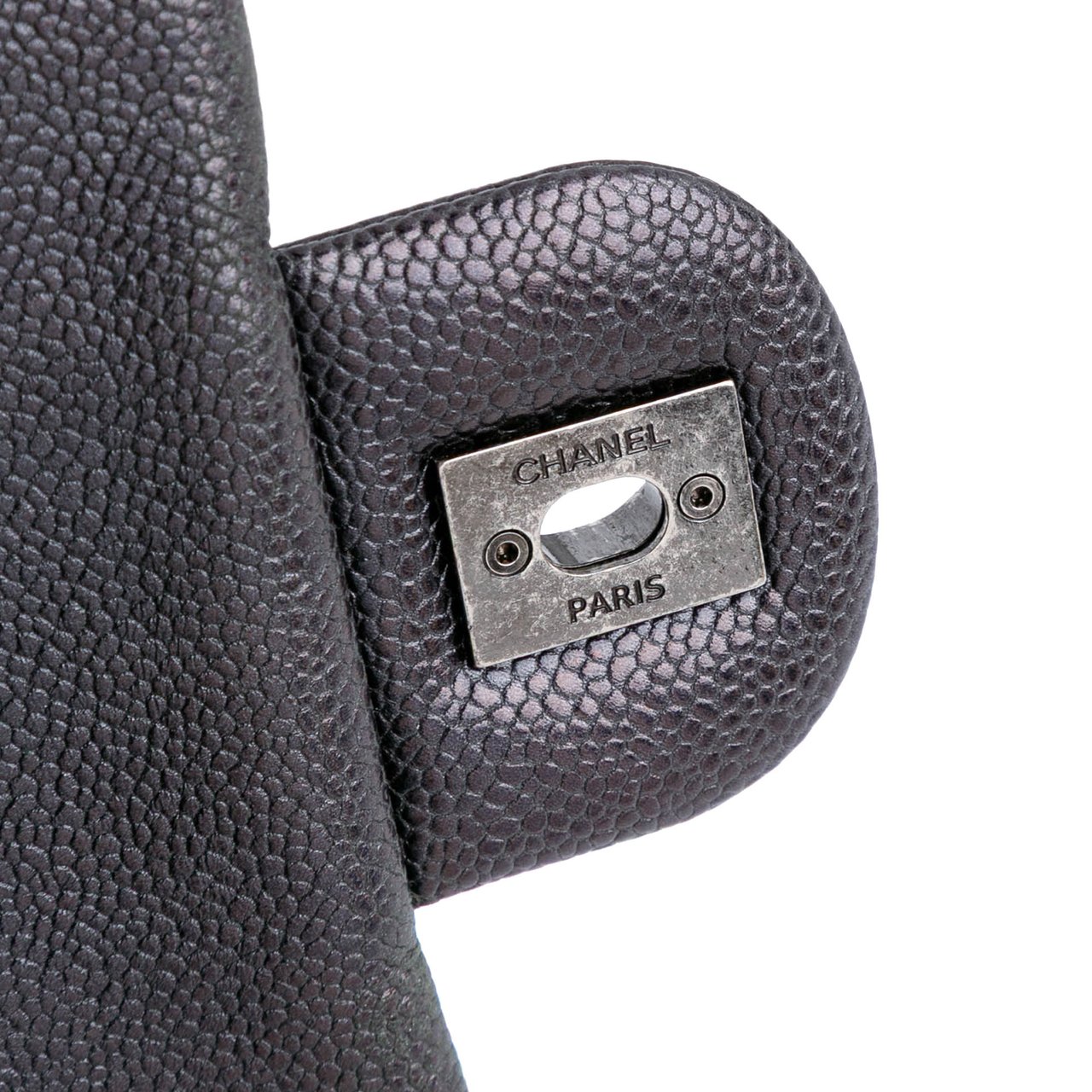 Chanel Jumbo Quilted Caviar Easy Flap Paars
