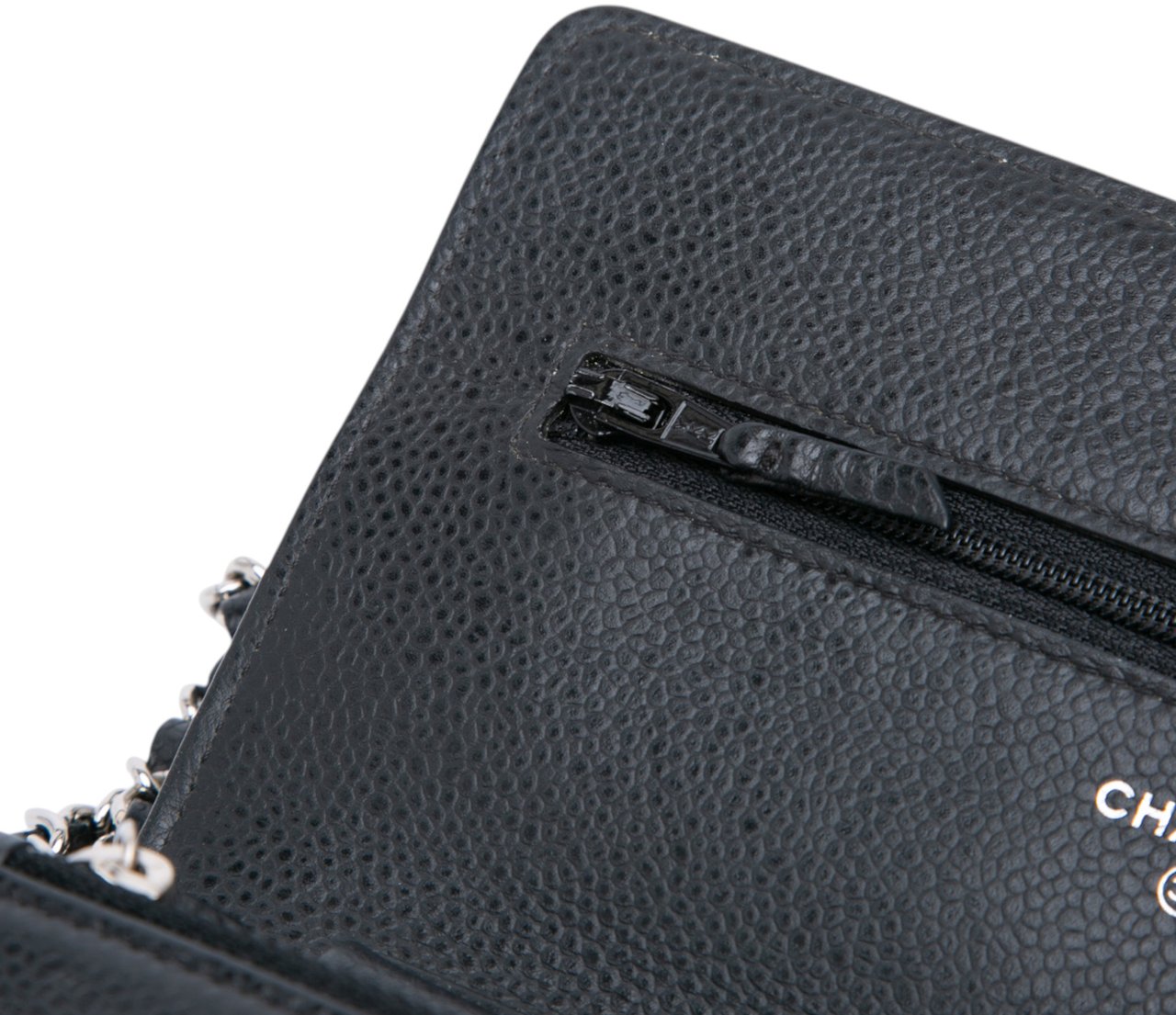 Chanel CC Quilted Caviar Wallet on Chain Zwart