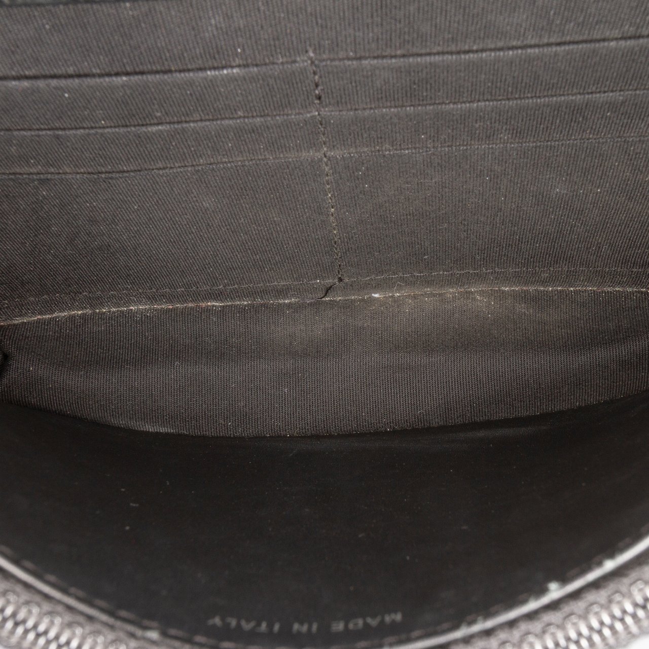 Chanel CC Quilted Caviar Wallet on Chain Zwart