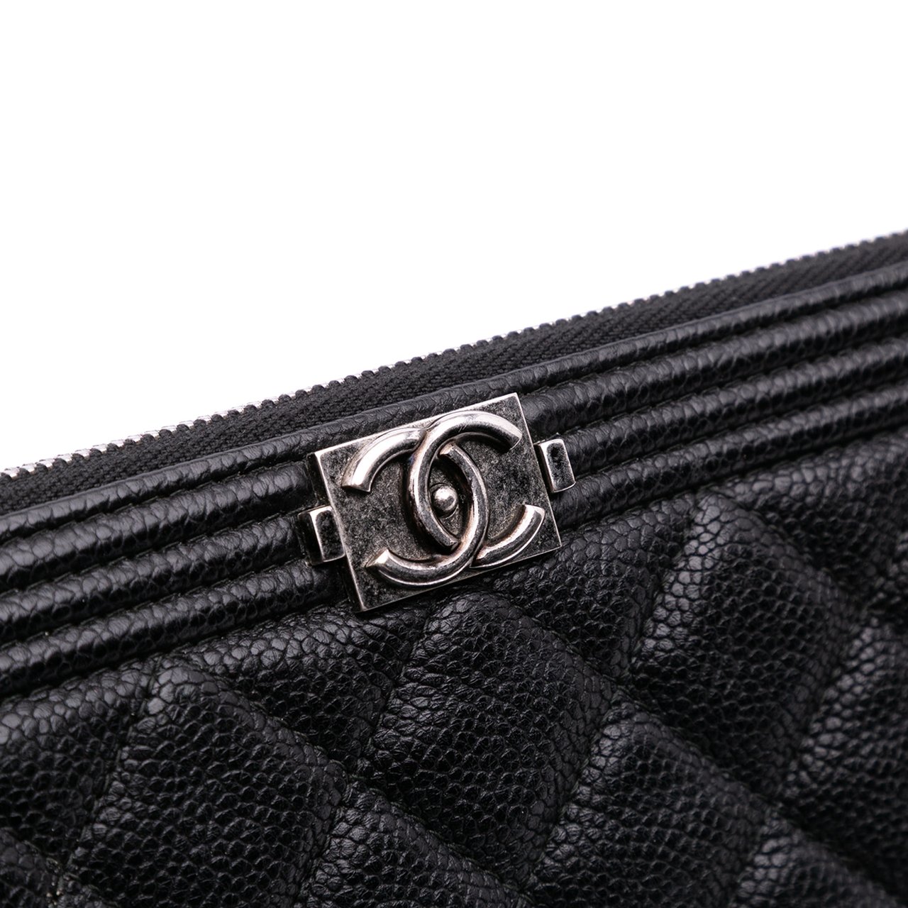 Chanel Large Quilted Caviar Boy O Case Clutch Zwart