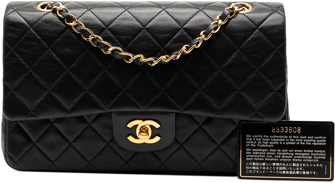 Chanel Medium Classic Lambskin Double Flap Zwart