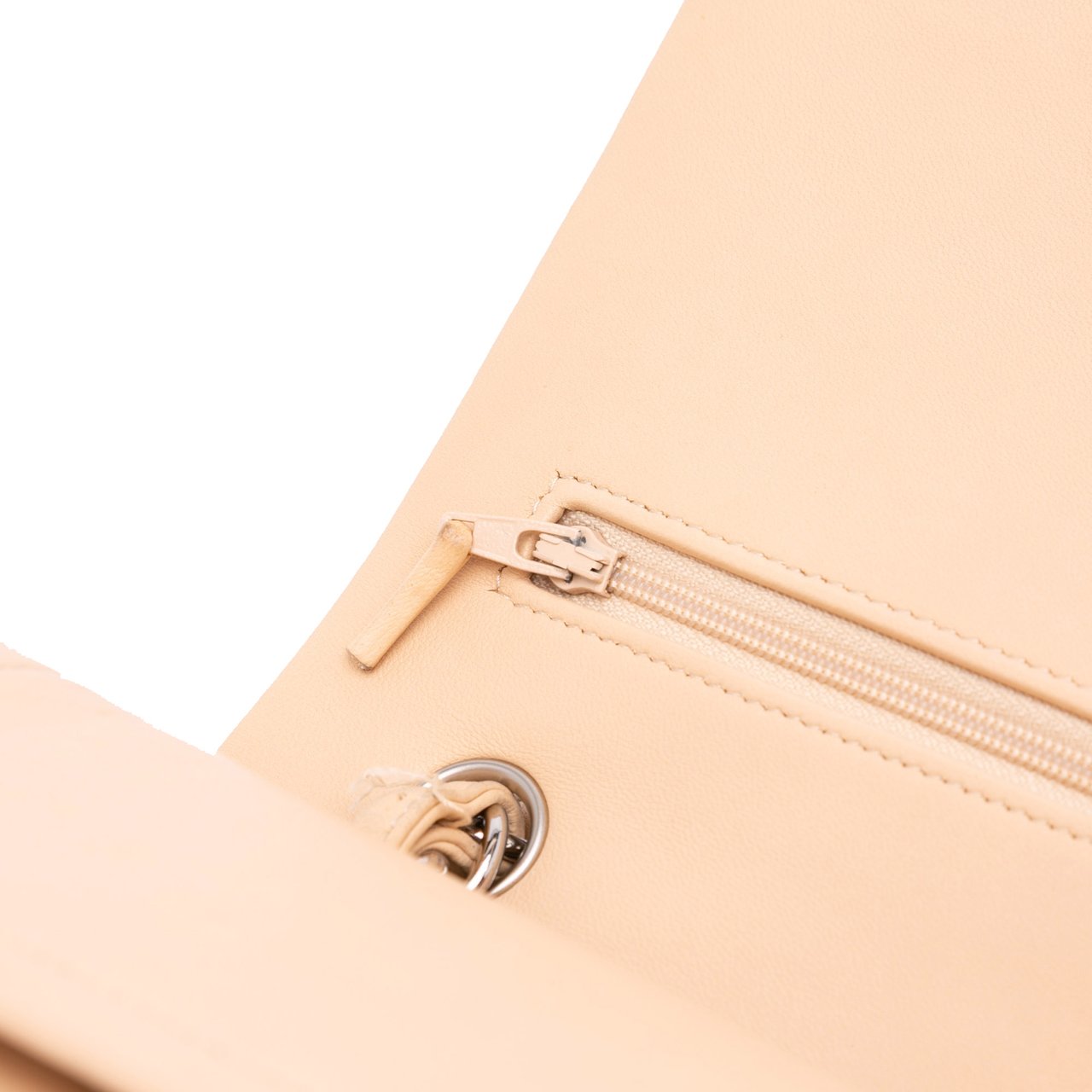 Chanel Jumbo Classic Lambskin Double Flap Bruin