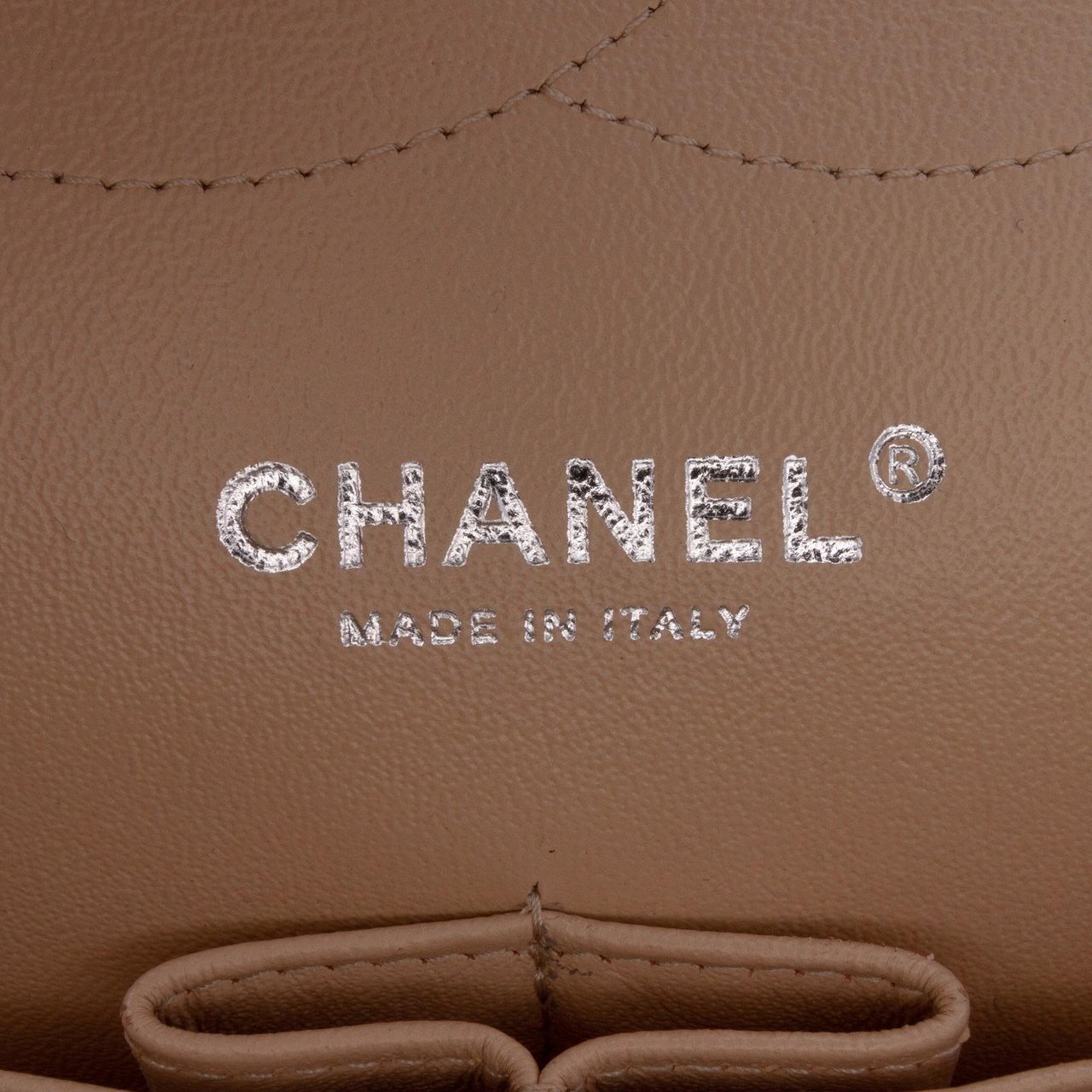 Chanel Jumbo Classic Lambskin Double Flap Bruin