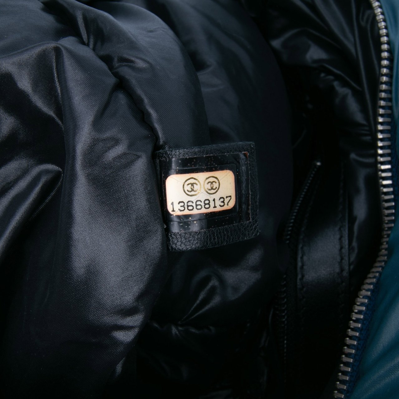 Chanel Small Quilted Nylon Coco Cocoon Tote Blauw