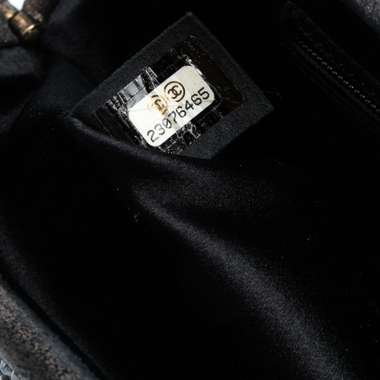 Chanel CC Glitter Lambskin Studded Frame Clutch on Chain Zwart