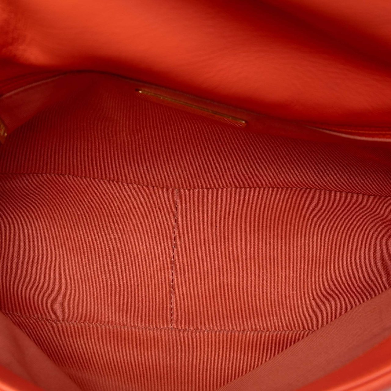 Chanel Medium Lambskin 19 Flap Oranje