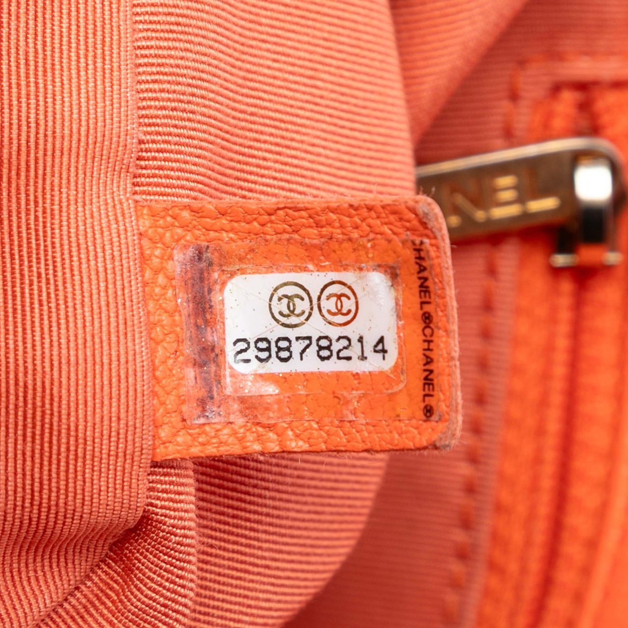 Chanel Medium Lambskin 19 Flap Oranje