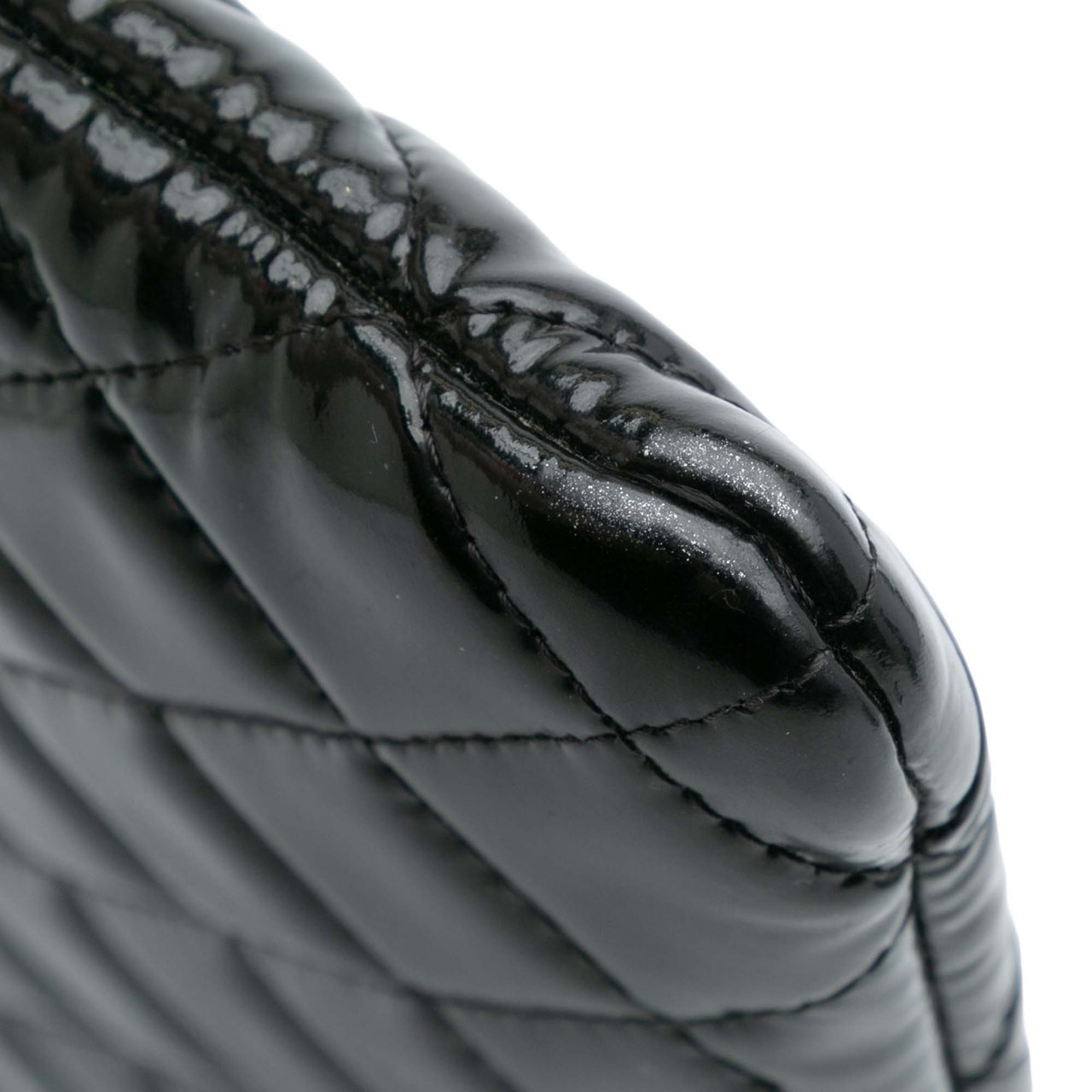 Chanel Large Quilted Patent O Case Clutch Zwart