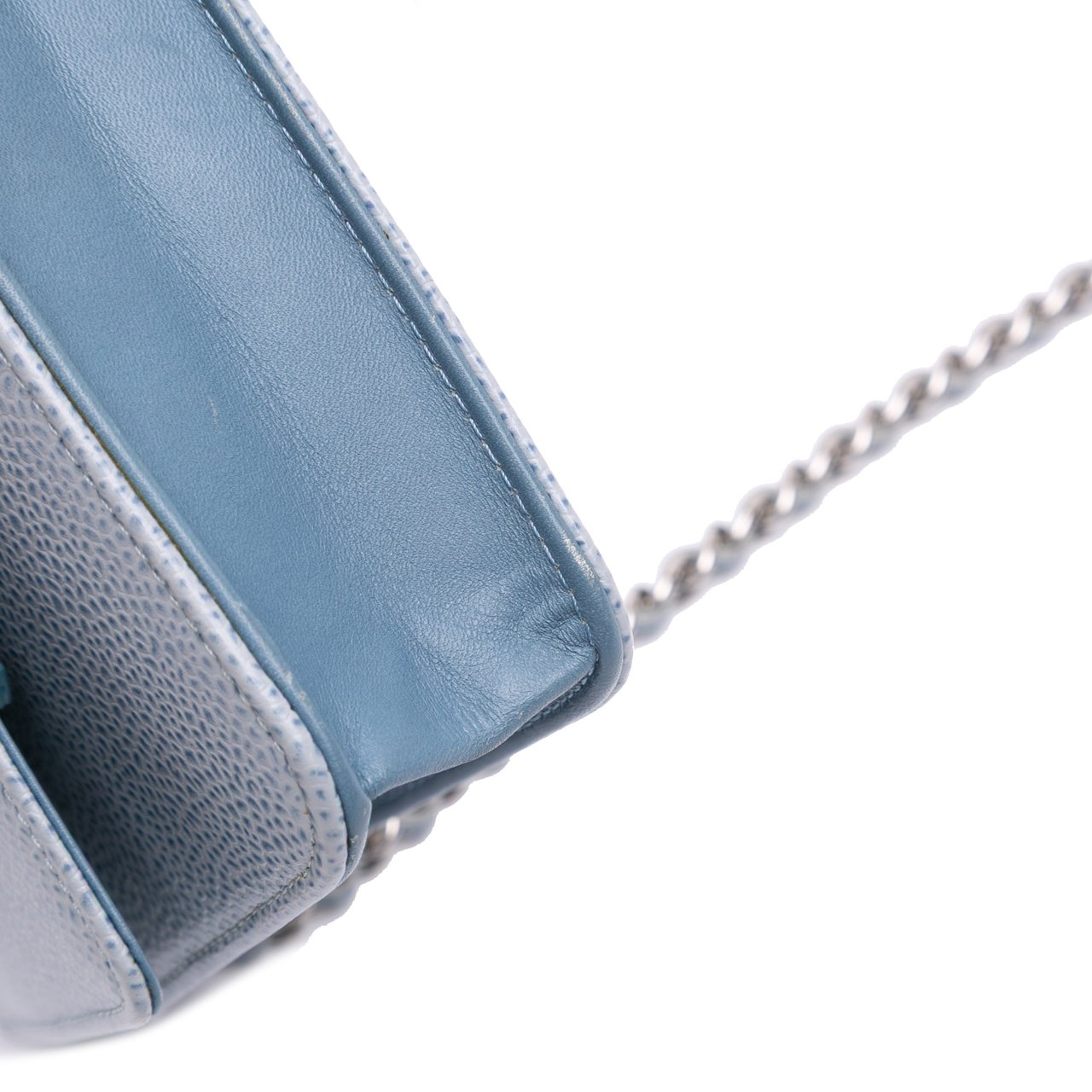 Chanel CC Caviar Wallet On Chain Blauw