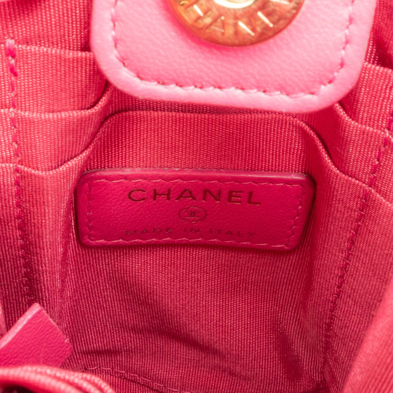 Chanel Tweed and PVC Phone Clutch with Chain Roze