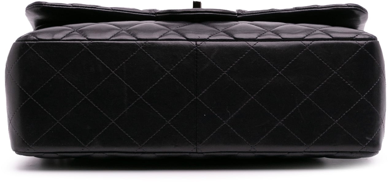 Chanel Jumbo Classic Lambskin Double Flap Zwart