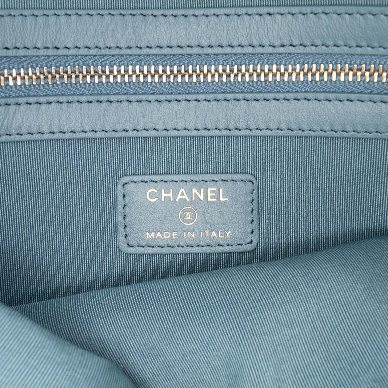 Chanel Medium Tweed Deauville O Case Clutch Blauw