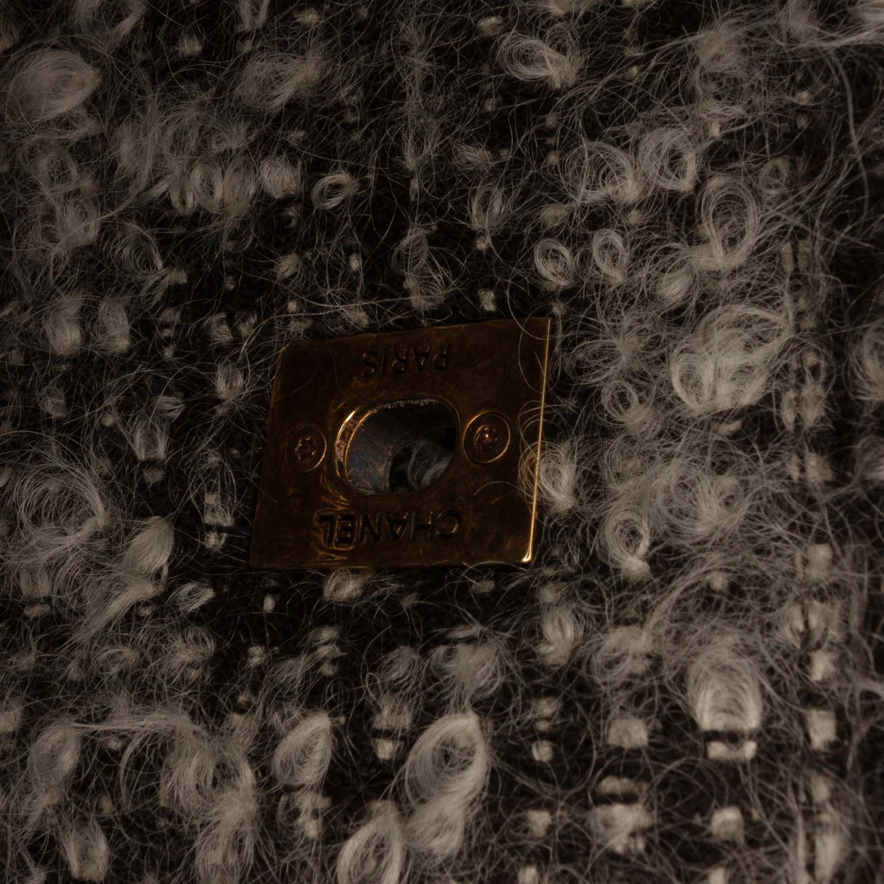 Chanel CC Quilted Calfskin Tweedy Shopping Tote Zwart