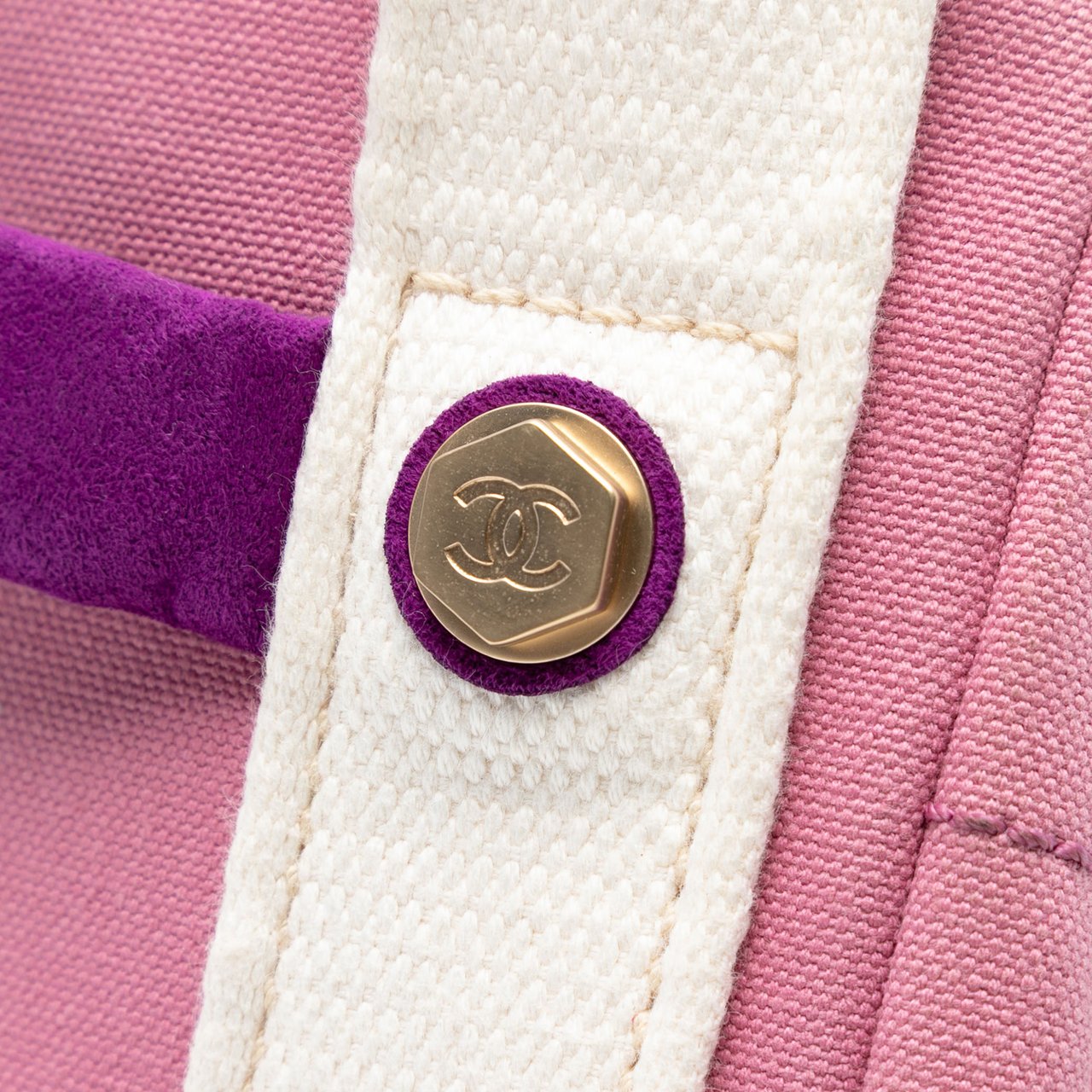 Chanel Canvas Square Stitch Tote Roze