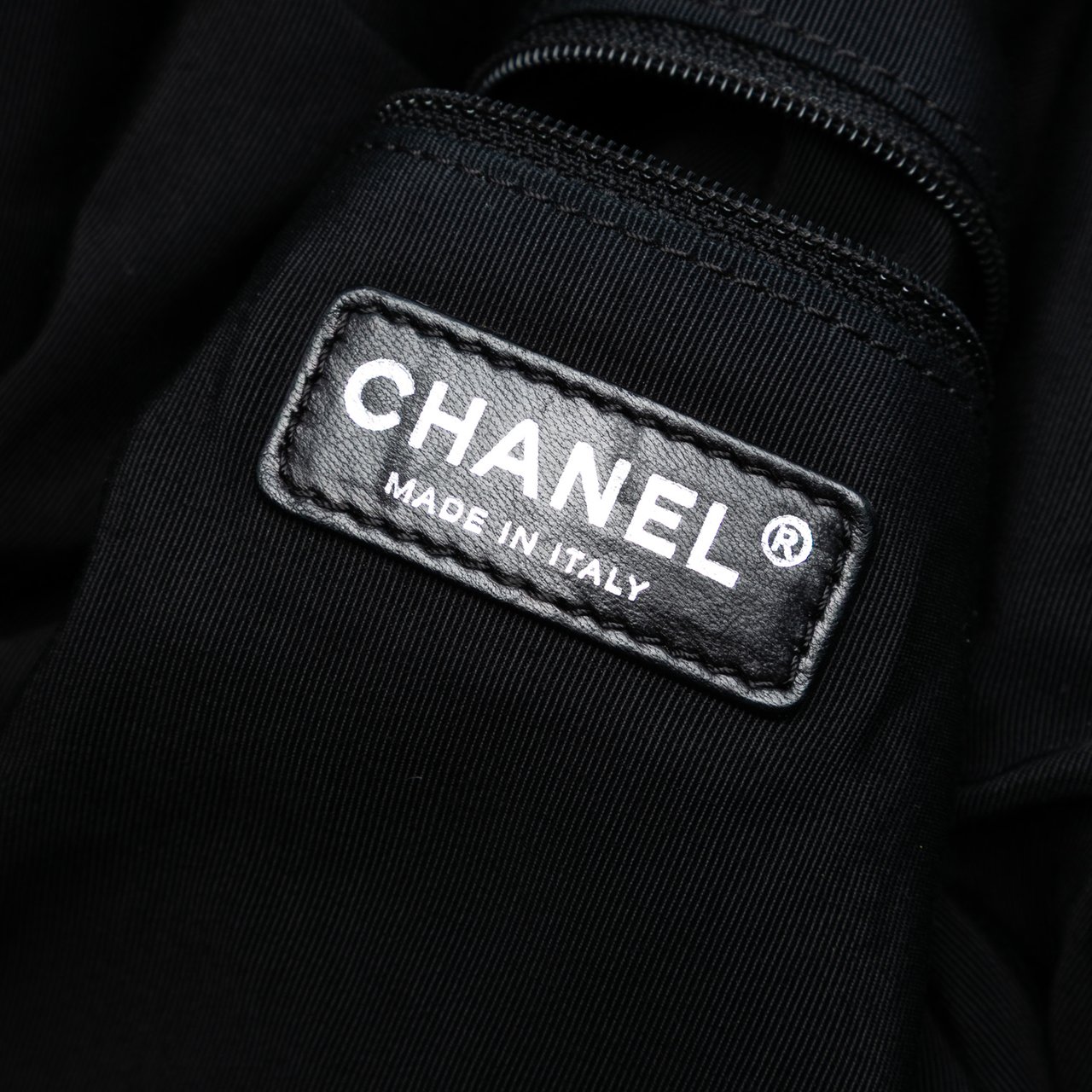 Chanel Lambskin Stretch Spirit Cabas Tote Zwart