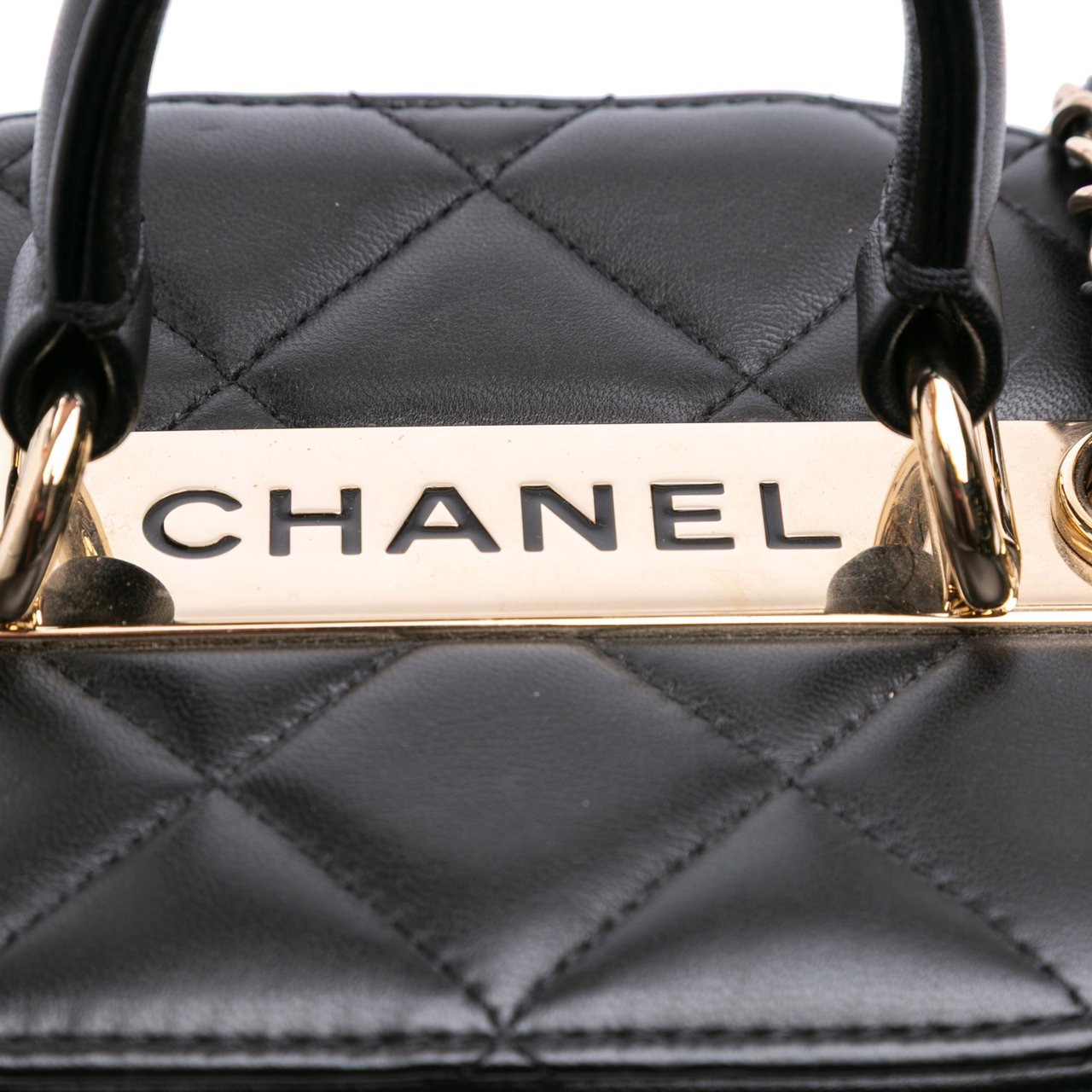 Chanel Quilted Lambskin Trendy CC Vanity Case Zwart