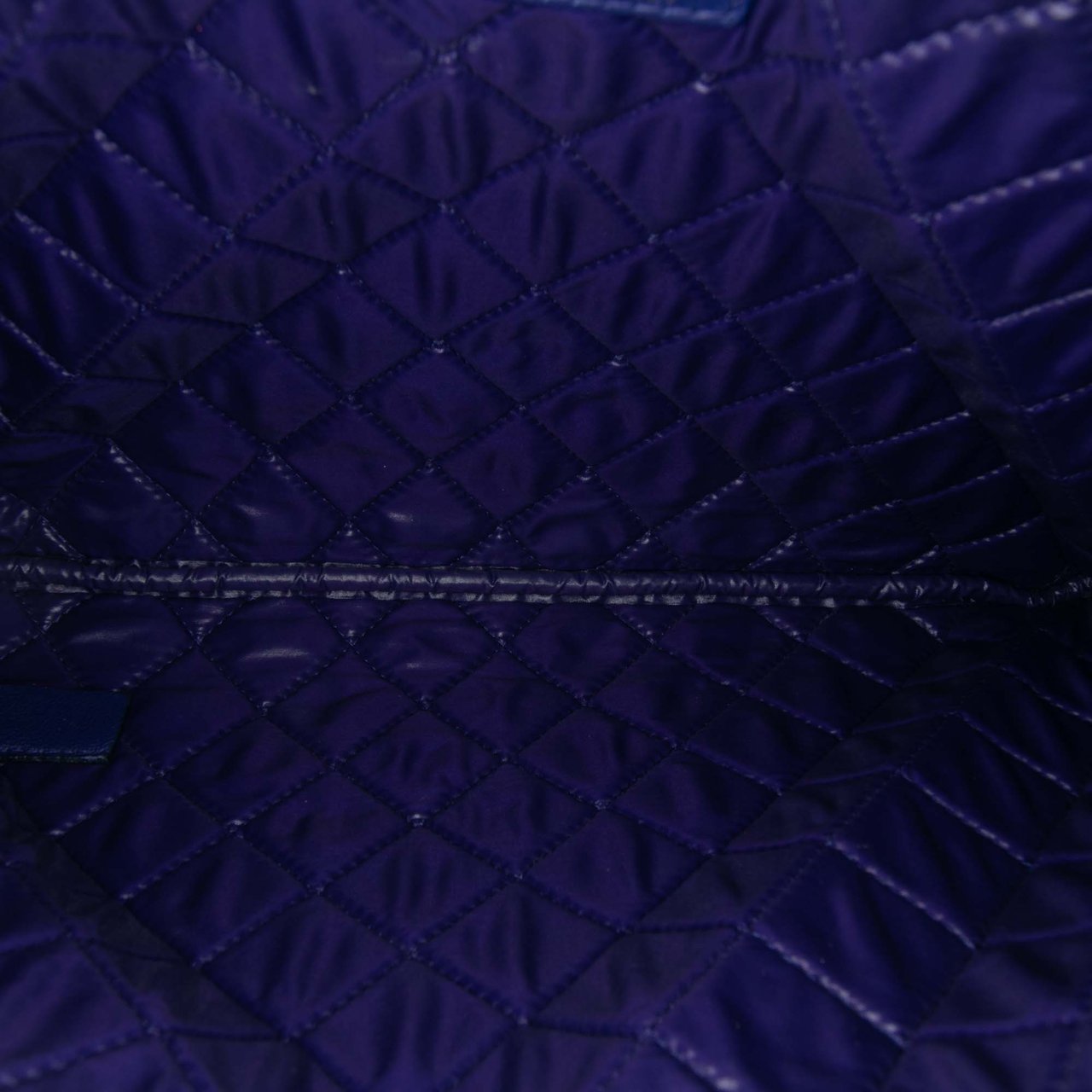 Chanel Medium Quilted Lambskin O Case Clutch Blauw