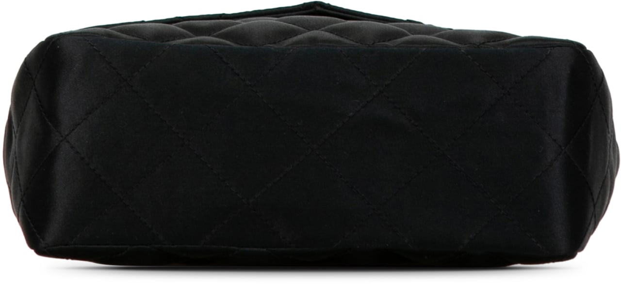 Chanel CC Quilted Satin Crossbody Zwart