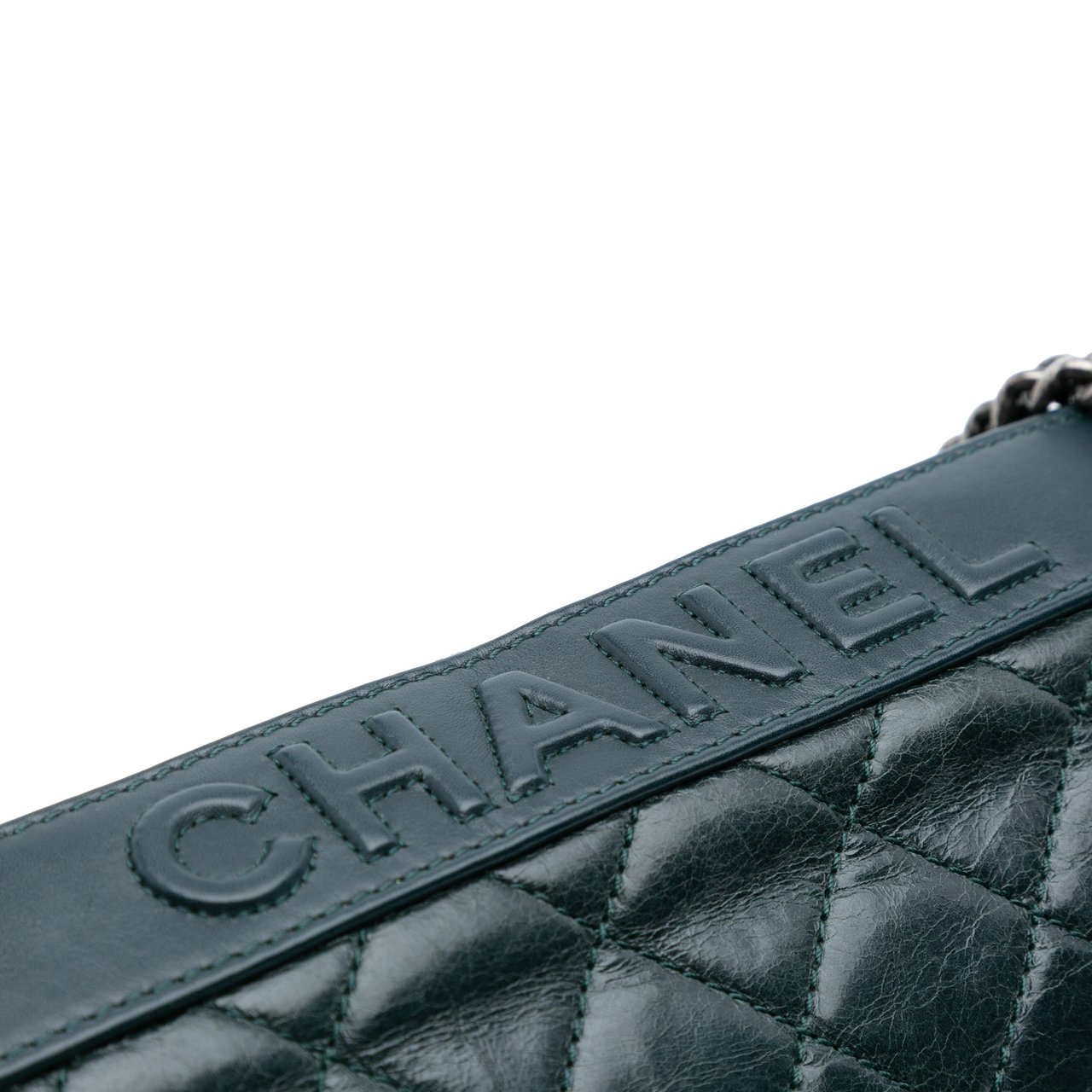 Chanel Quilted Aged Calfskin Logo Accordion Flap Groen