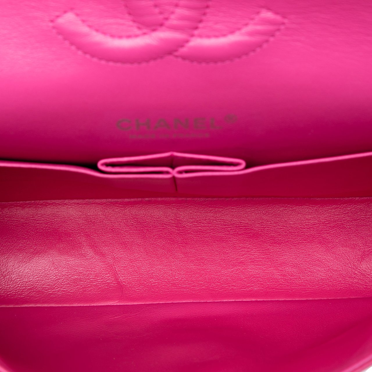 Chanel Medium Classic Caviar Double Flap Roze