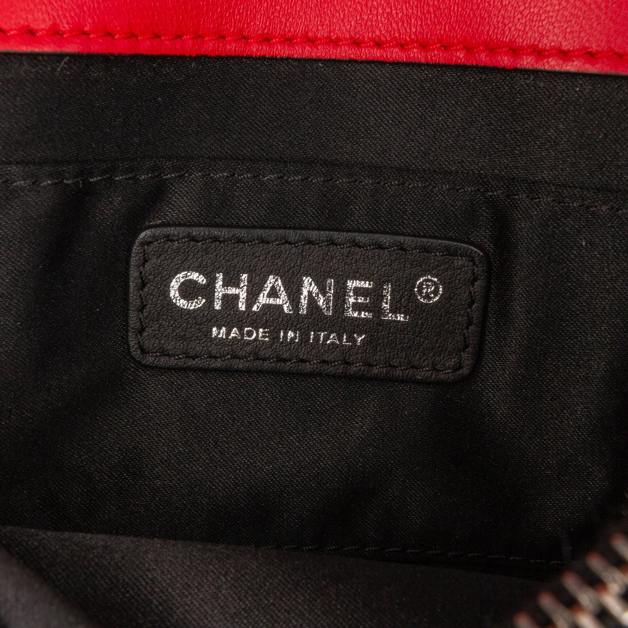 Chanel Mini Square Lambskin Graphic Flap Crossbody Rood