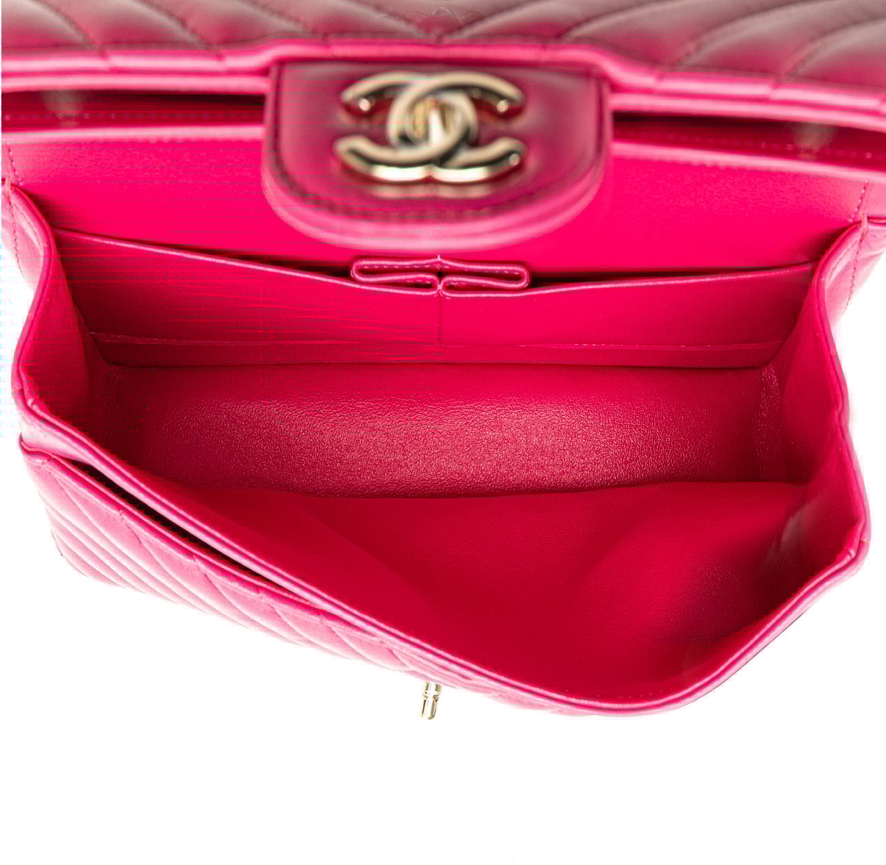 Chanel Medium Classic Chevron Lambskin Double Flap Roze