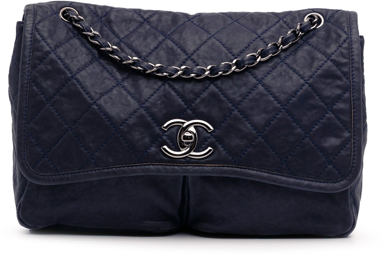Chanel Large Quilted Calfskin Natural Beauty Split Pocket Flap Blauw