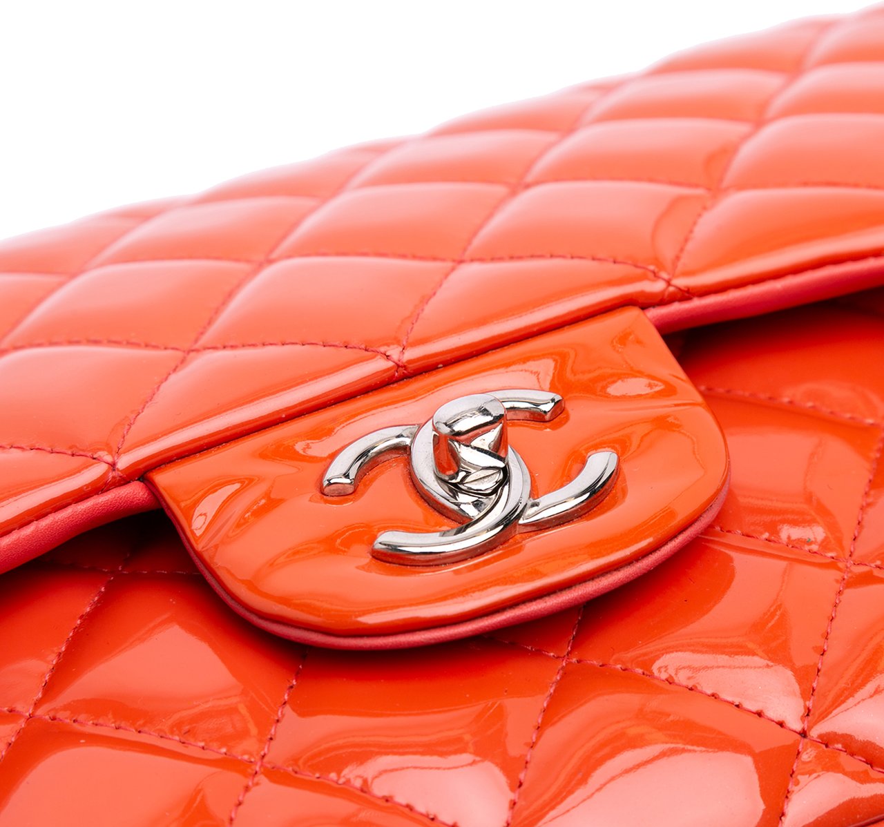 Chanel Jumbo Classic Patent Double Flap Oranje