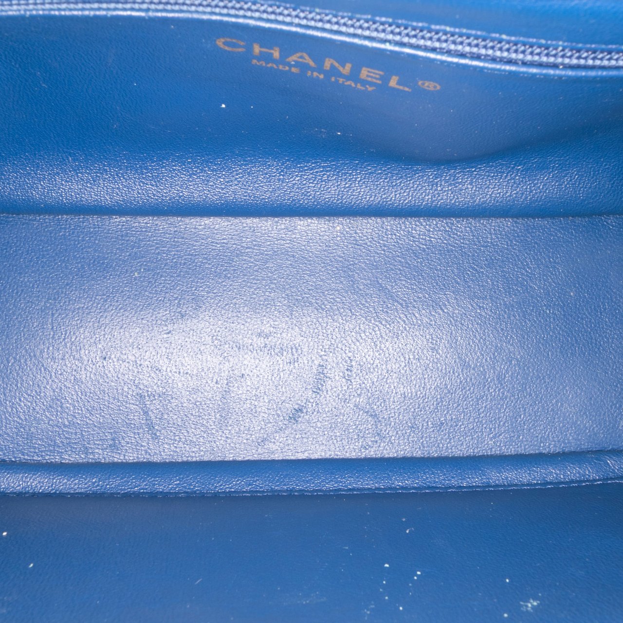 Chanel Medium Caviar Business Affinity Flap Blauw