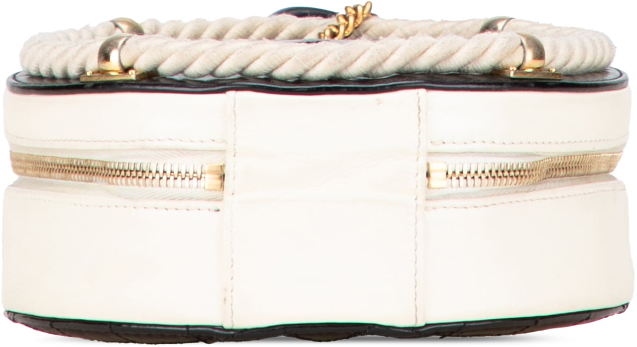 Chanel Crumpled Calfskin En Vogue Round Bag Zwart