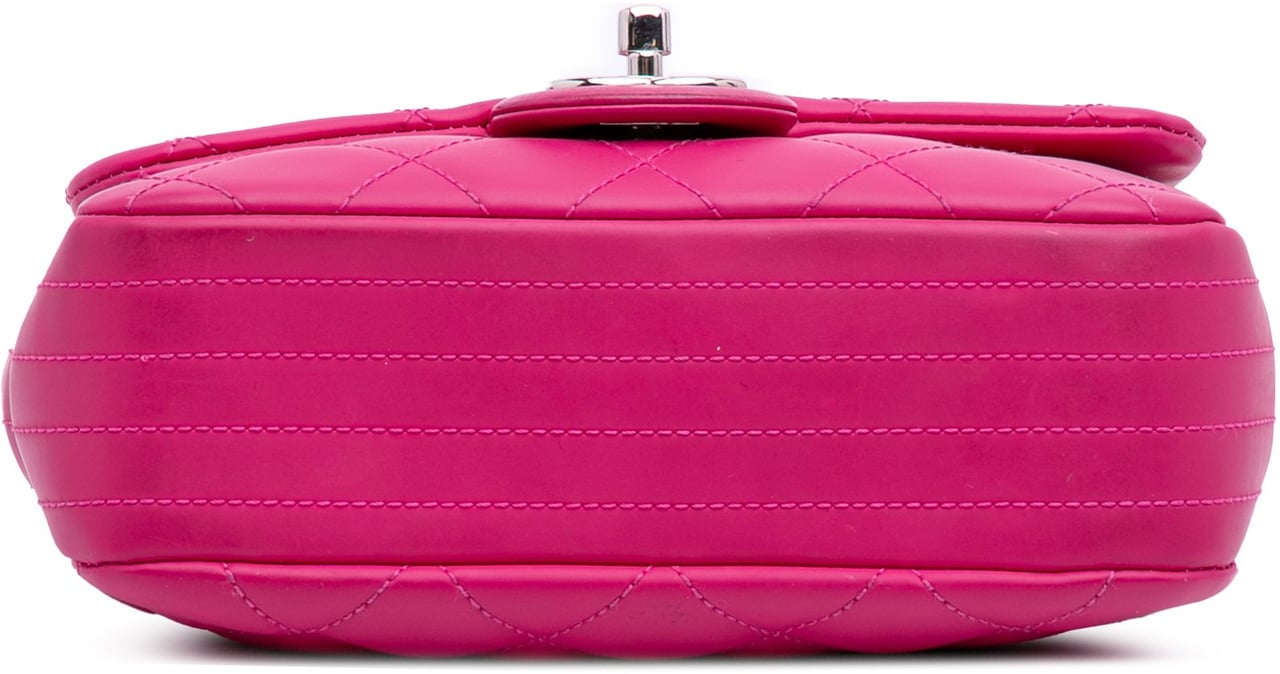 Chanel Paris Seoul Small Rubber Coco Rain Flap Roze