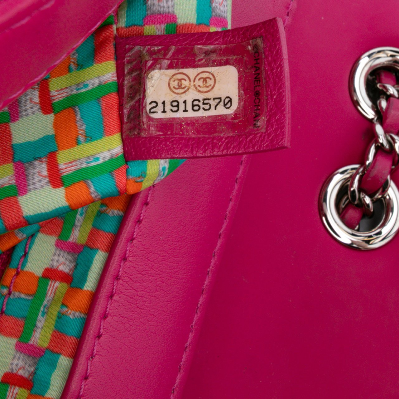 Chanel Paris Seoul Small Rubber Coco Rain Flap Roze