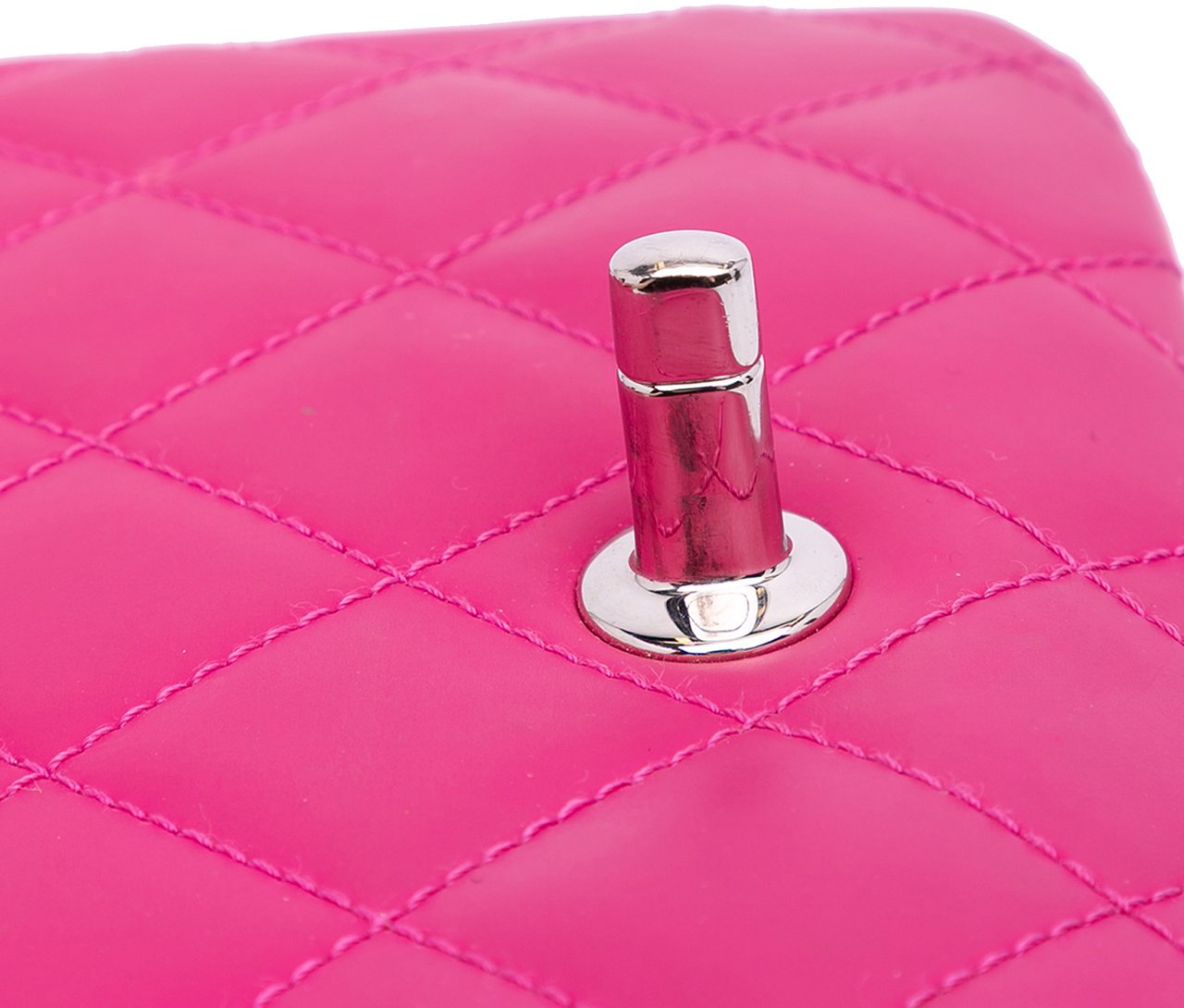 Chanel Paris Seoul Small Rubber Coco Rain Flap Roze