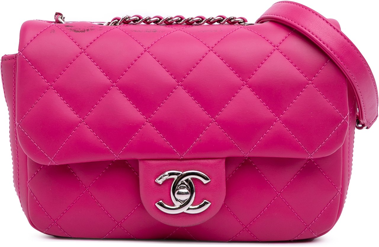 Chanel Paris Seoul Small Rubber Coco Rain Flap Roze