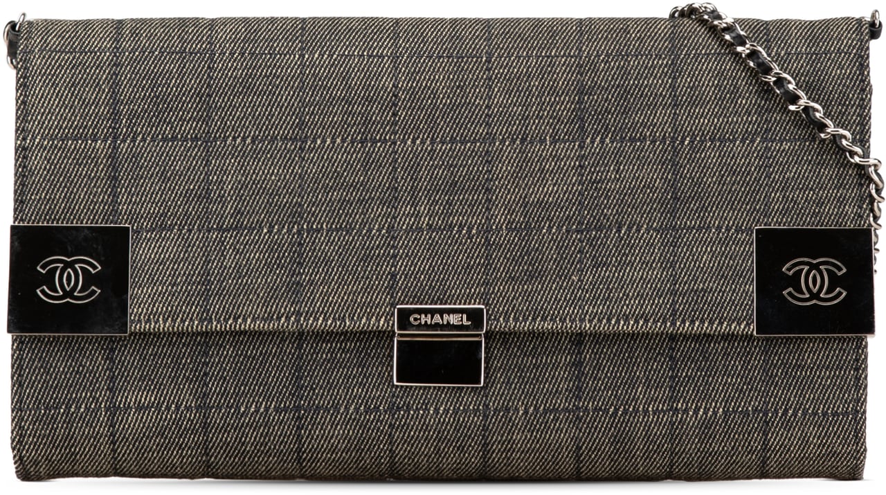 Chanel CC Choco Bar Denim Chain Flap Grijs