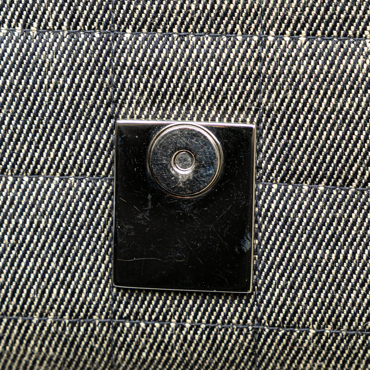 Chanel CC Choco Bar Denim Chain Flap Grijs