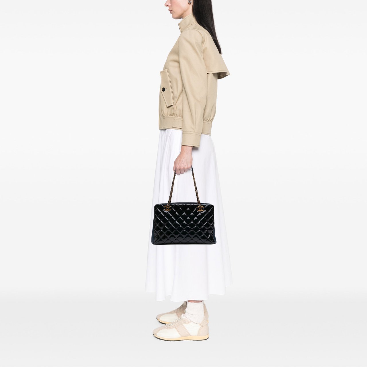 Chanel Paris Salzburg Patent and Goatskin CC Eyelet Tote Blauw