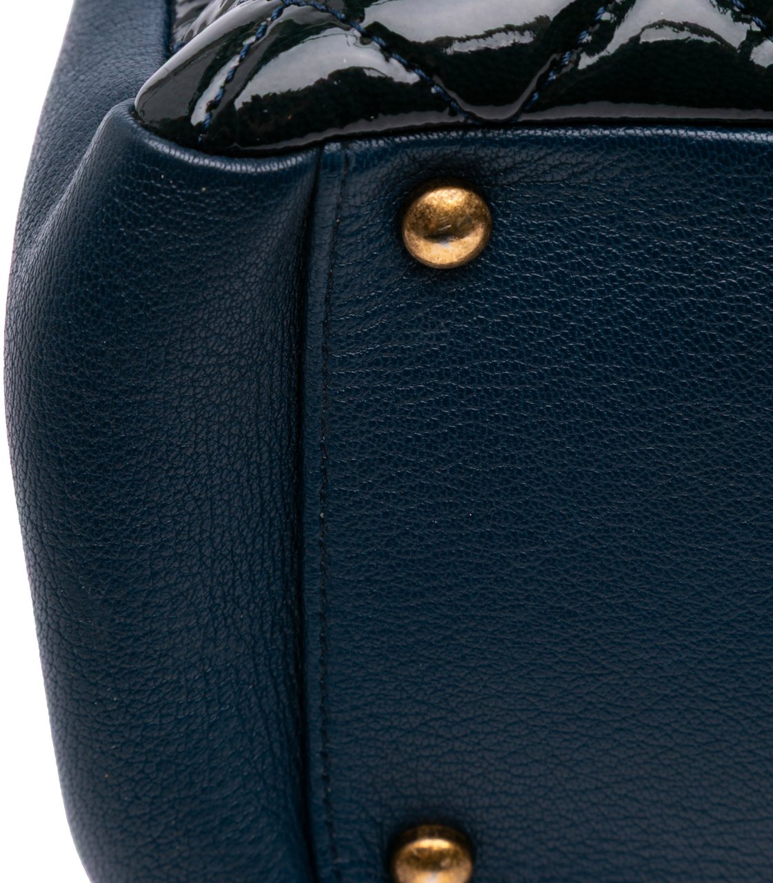 Chanel Paris Salzburg Patent and Goatskin CC Eyelet Tote Blauw