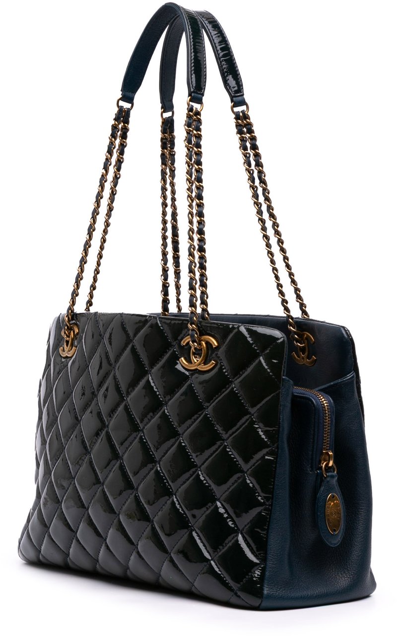 Chanel Paris Salzburg Patent and Goatskin CC Eyelet Tote Blauw