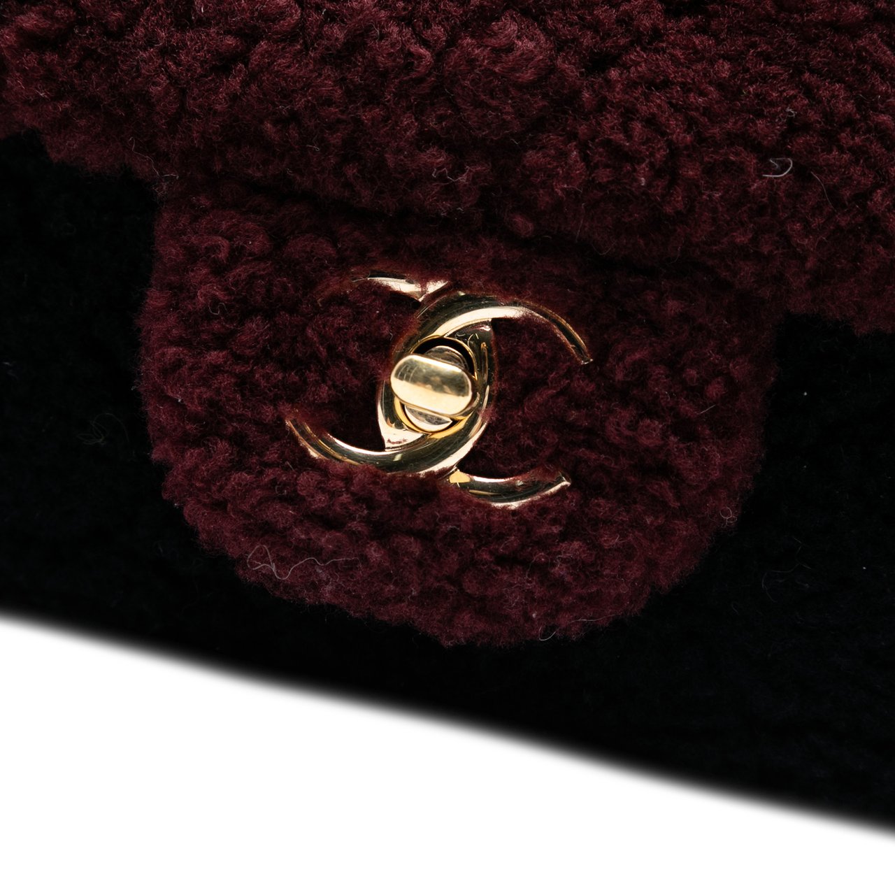 Chanel Medium Tricolor CC Quilted Shearling Single Flap Rood