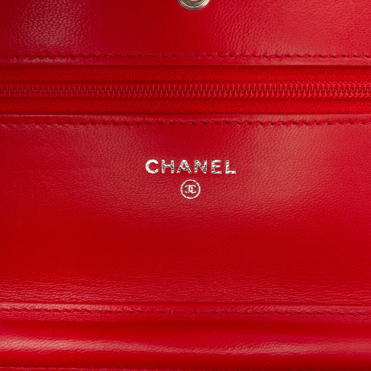 Chanel CC Quilted Lambskin Wallet on Chain Rood