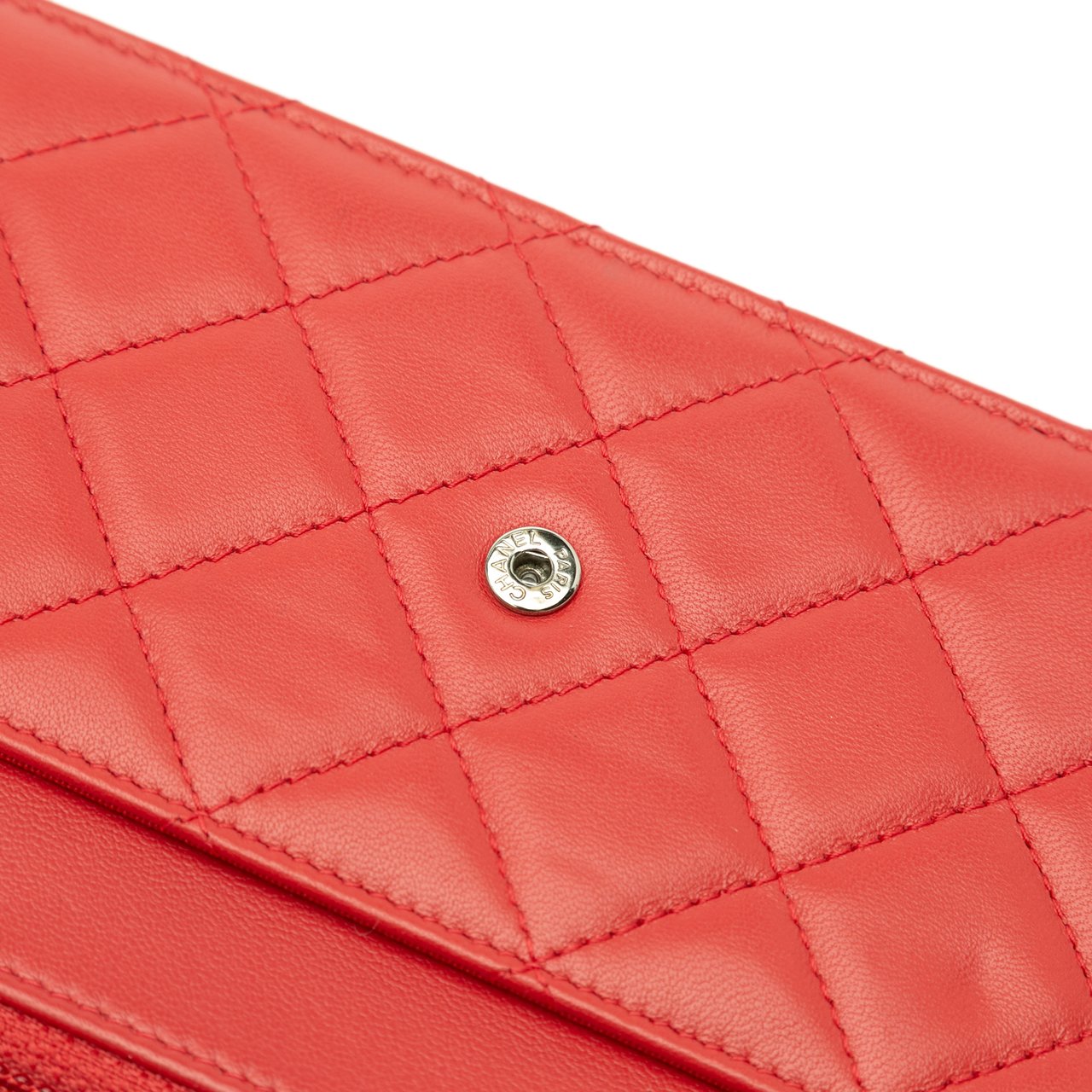 Chanel CC Quilted Lambskin Wallet on Chain Rood