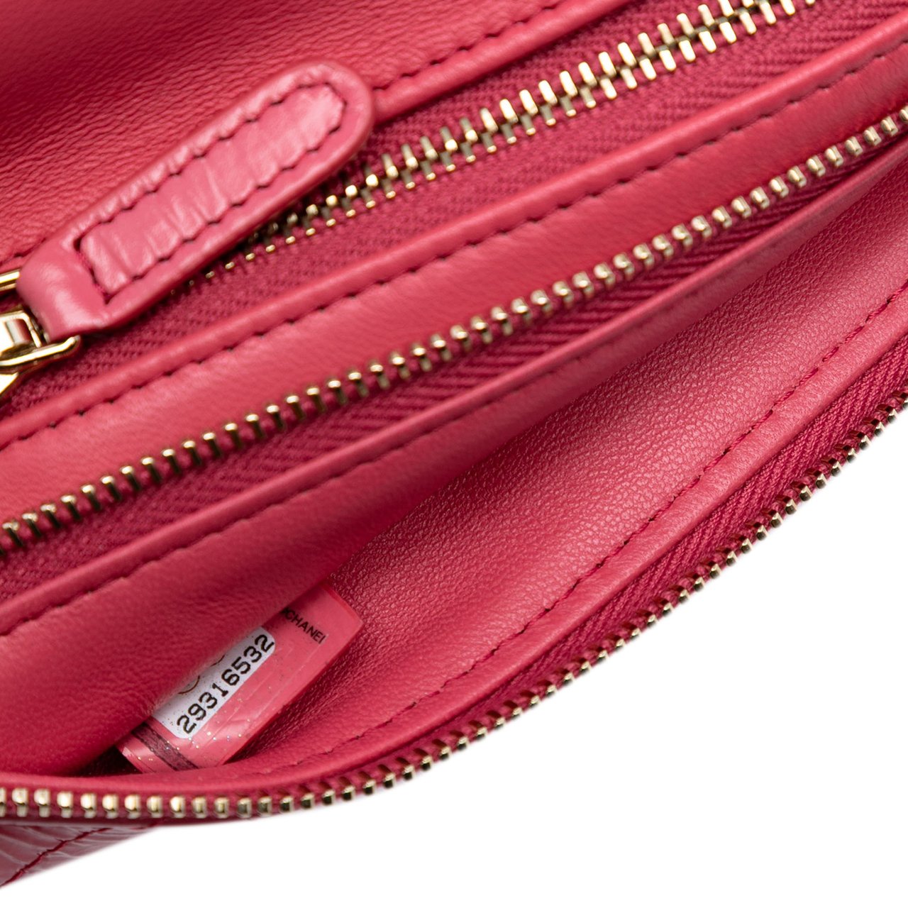 Chanel Crumpled Calfskin 31 Clutch Roze