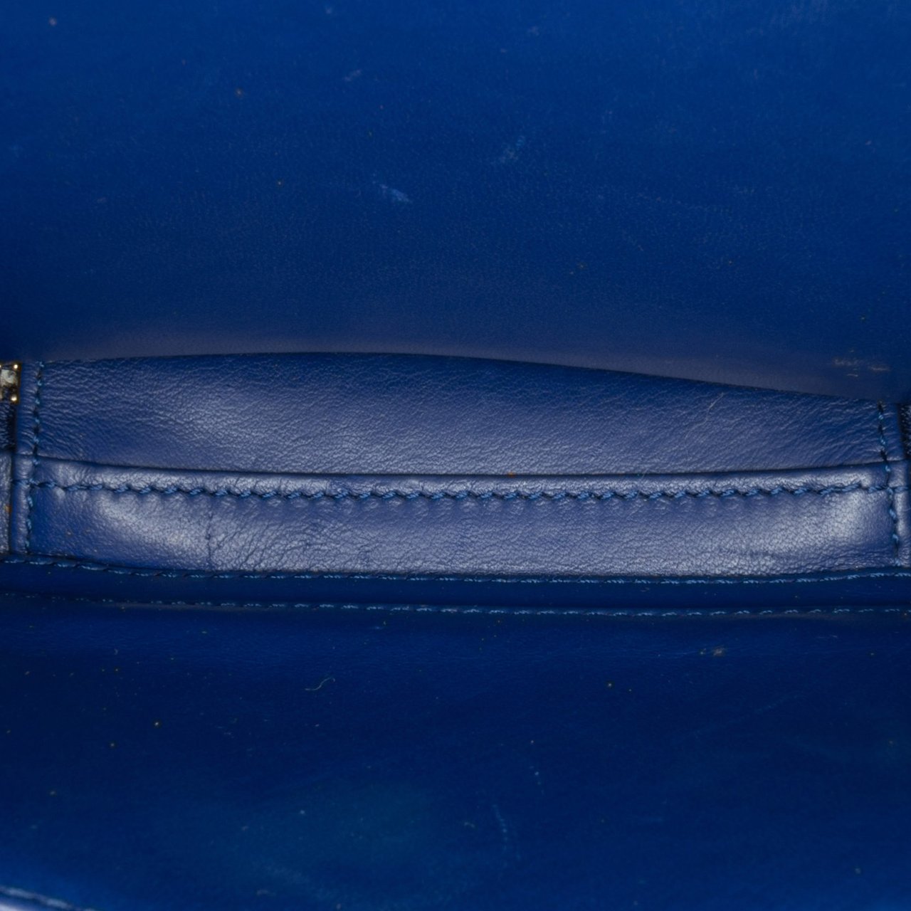 Chanel Small Jersey CC Filigree Vanity Case Blauw