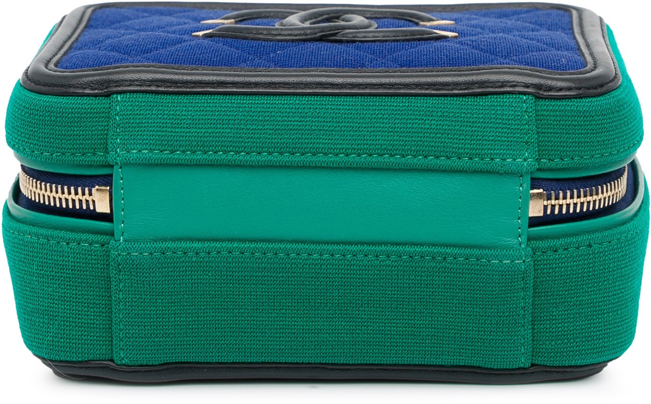 Chanel Small Jersey CC Filigree Vanity Case Blauw