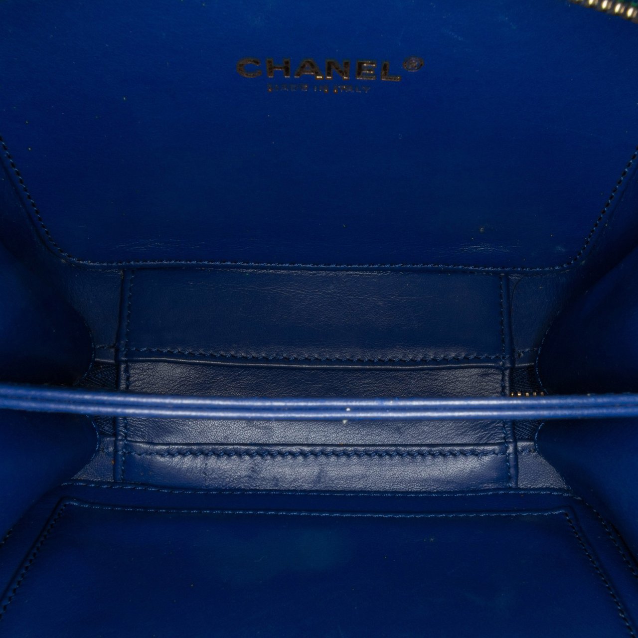 Chanel Small Jersey CC Filigree Vanity Case Blauw