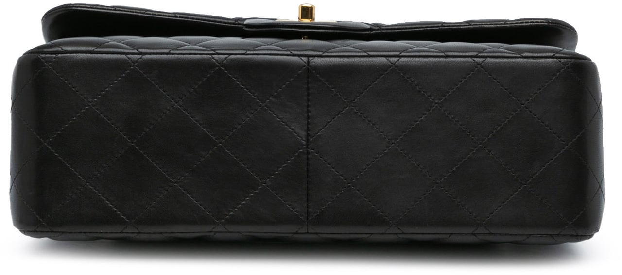 Chanel Jumbo Classic Lambskin Double Flap Zwart