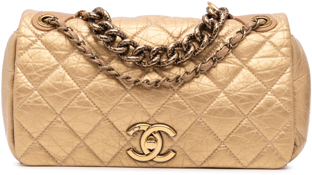 Chanel Medium Quilted Aged Calfskin Pondichery Flap Goud